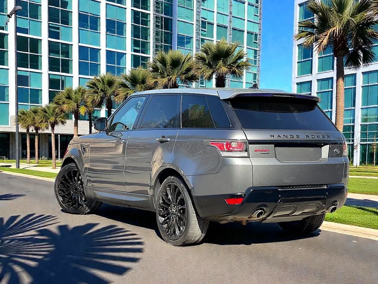 Land Rover Range Rover Sport 1,620 EMI PM | | HSE | WELL MAINTAINED