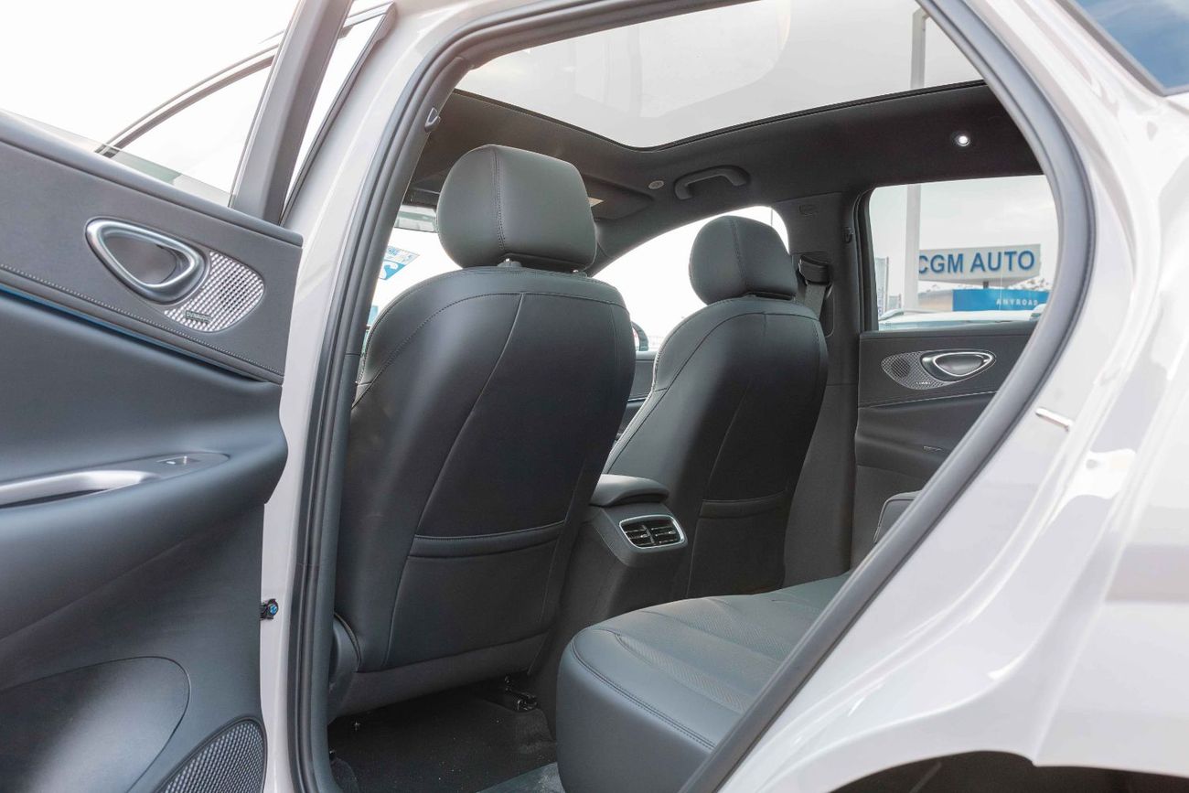 بي واي دي سيل 06 دي إم-آي BYD Sealon 06 DMI 1.5T 2025 (Grey&Black)