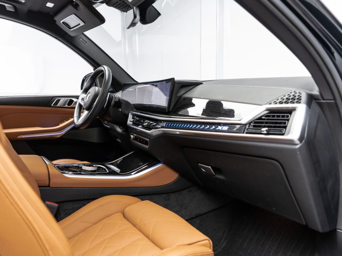 BMW X5 XDRIVE40i M SPORT PRO BUY NOW, PAY 2027 | THE BLACKLINE STANDARD | August 2029 Warranty + Service Contract, GCC