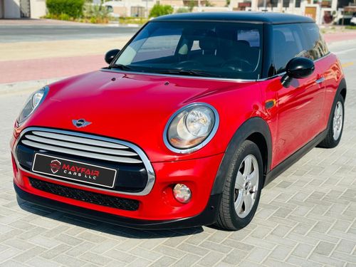 Mini Cooper Std MINI COOPER 1.5TURBO - AGENCY MAINTAINED - GCC SPECS - FIRST OWNER - MINT CONDITION
