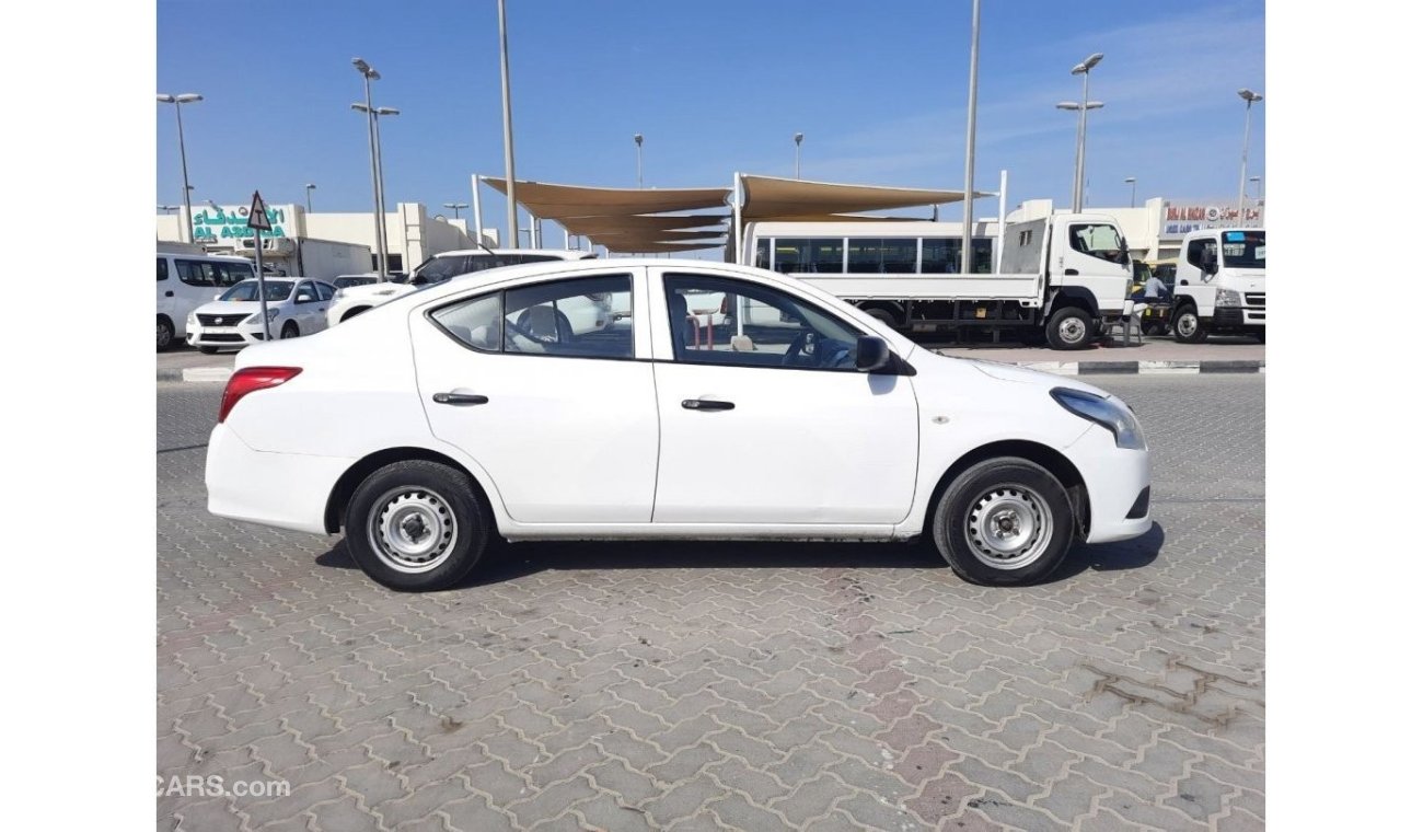 Nissan Sunny S S Nissan sunny 2017 GCC Very celen car