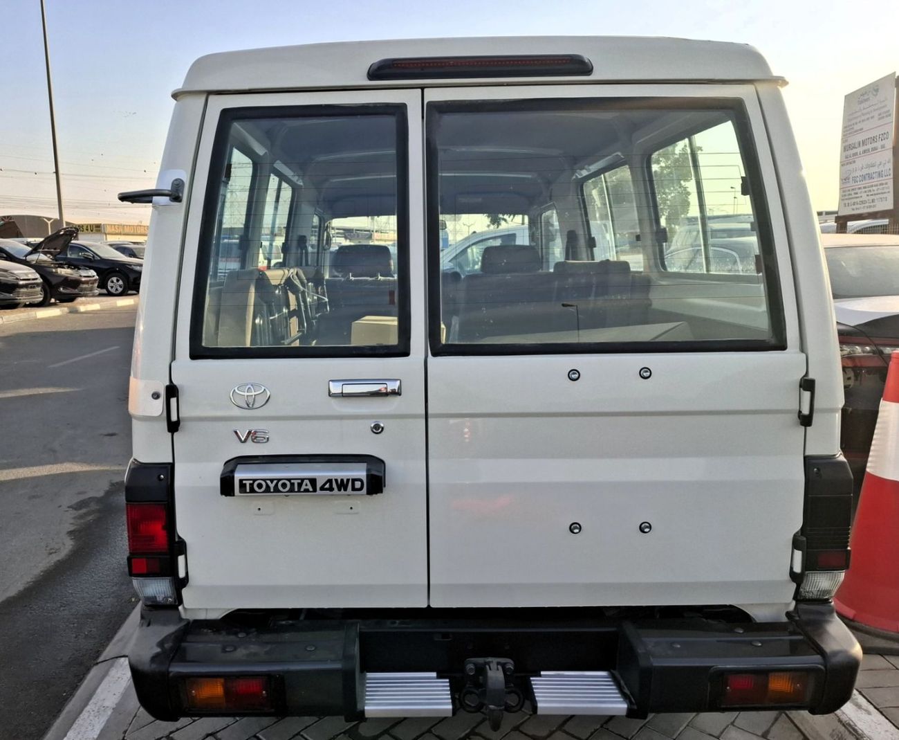 Toyota Land Cruiser 70 Toyota LC Hardtop 3 Door 4.0L 2025 AT Petrol No Diff Lock