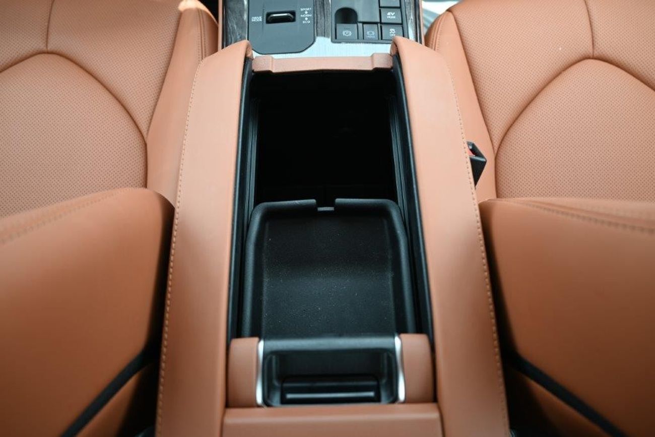 Toyota Highlander Limited Hybrid 2.5L E-AWD 7-Seater Automatic