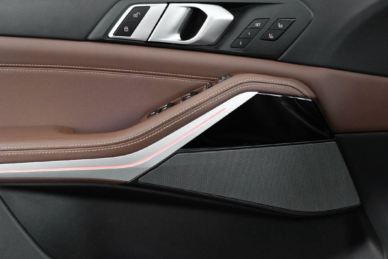 بي أم دبليو X5 M50i 4.4L