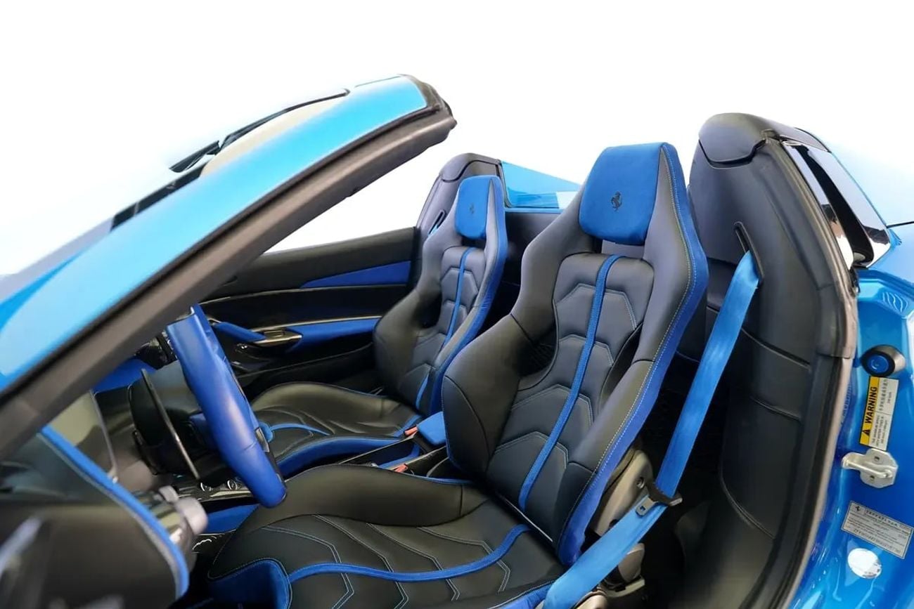 Ferrari 488 Spider STD