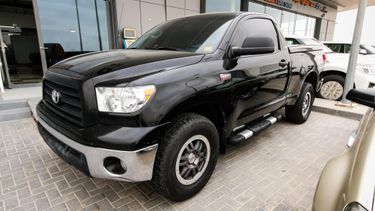 تويوتا تاندرا السيارة سوبر جارج تي ار دي للبيع 50 000 درهم أسود