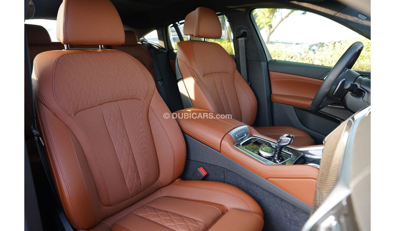 BMW X6M 2023 BMW X6 x-Drive 50i V8 Black color Carbon Fiber 0Km