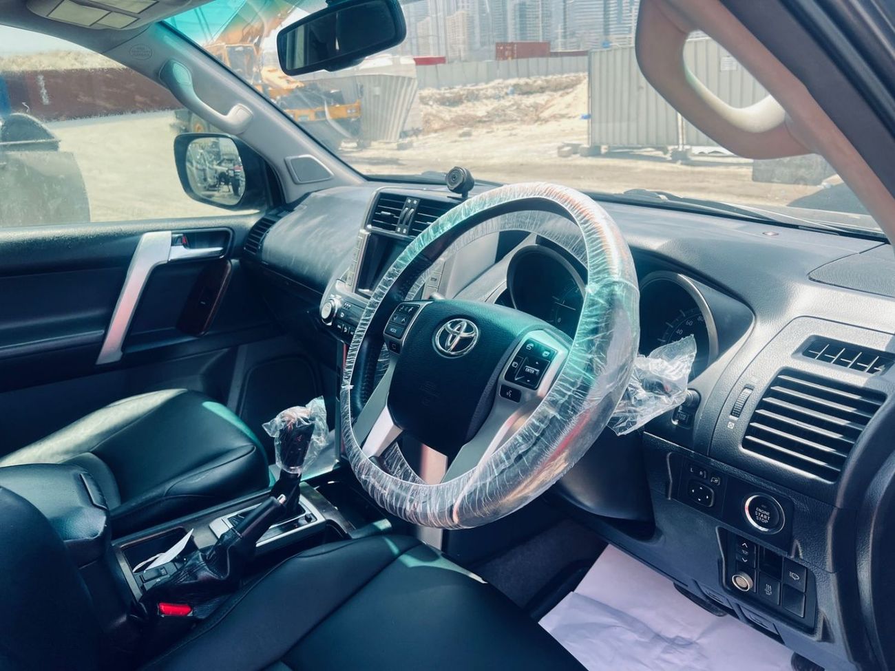 Toyota Prado DIESEL PRADO KAKADU 3000 CC RIGHT HAND DRIVE