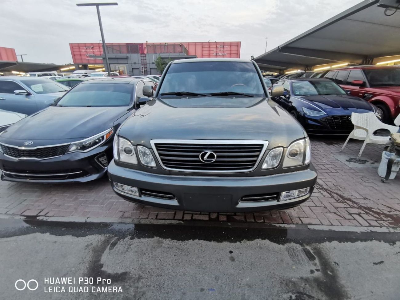 لكزس LX 470 In excellent condition and requires no expense