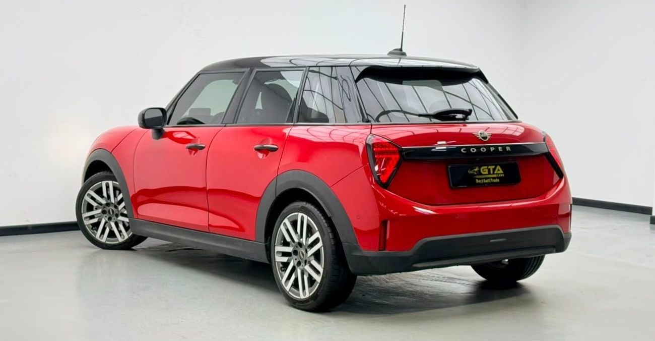 Mini Cooper C 2025 MINI Cooper C, 2027 MINI Warranty + Service Pack, Full MINI Service History, GCC