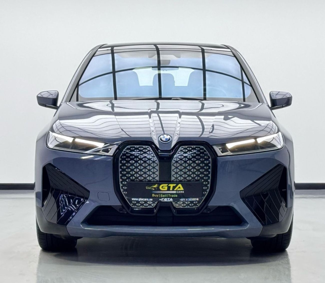 بي أم دبليو iX xDrive40 2023 BMW iX xDrive40, 2027 BMW Warranty, 2028 BMW Service Pack, Very Low Kms, GCC
