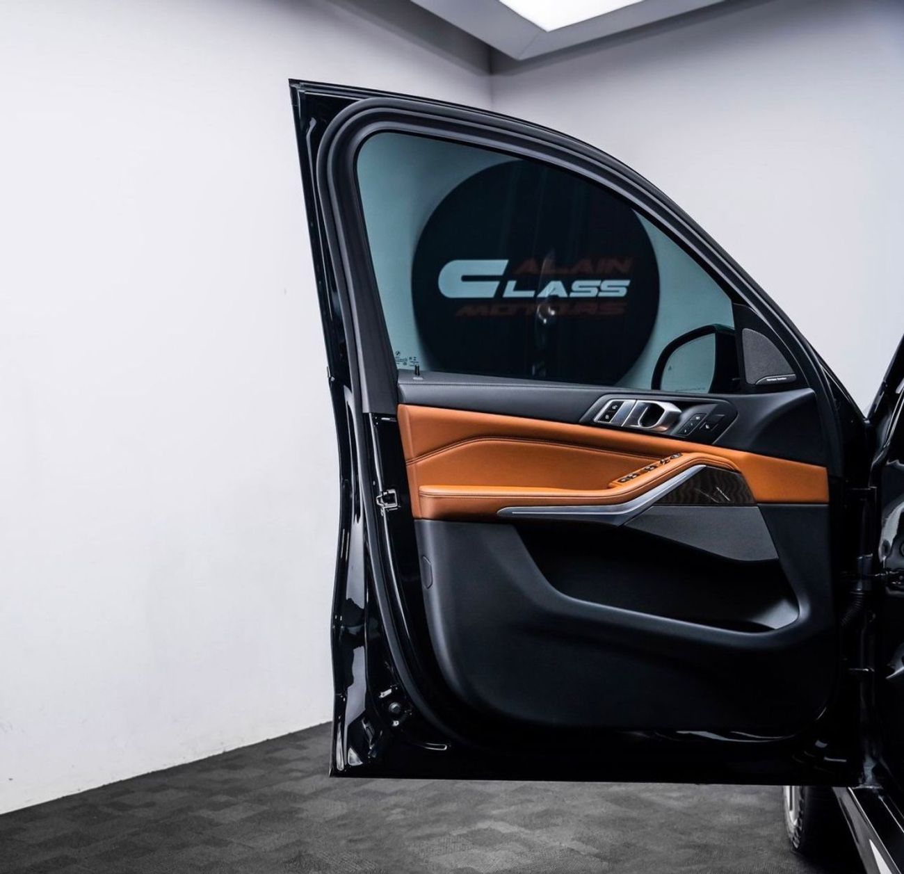 BMW X5 50i M Sport Launch Edition 4.4L for local with services contract