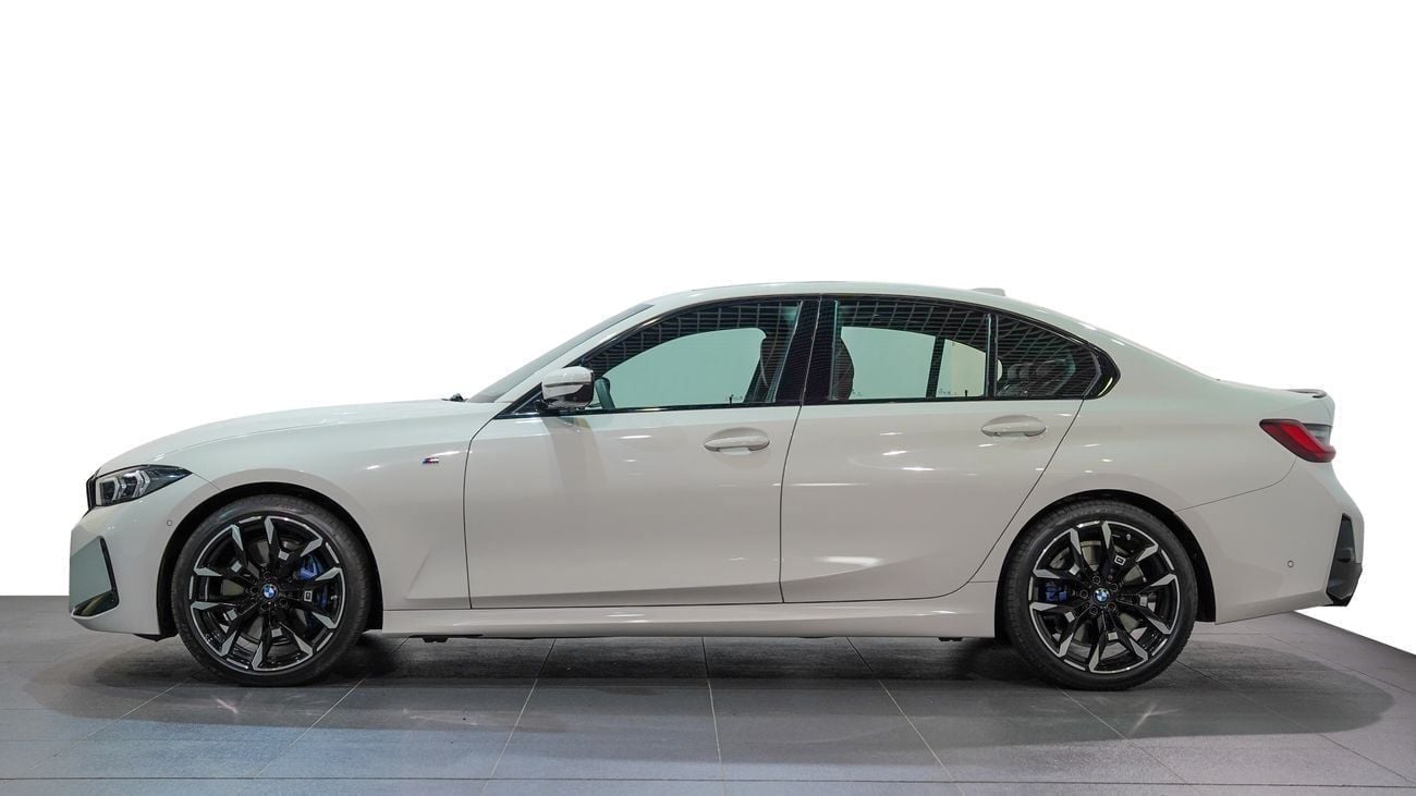 BMW 330i