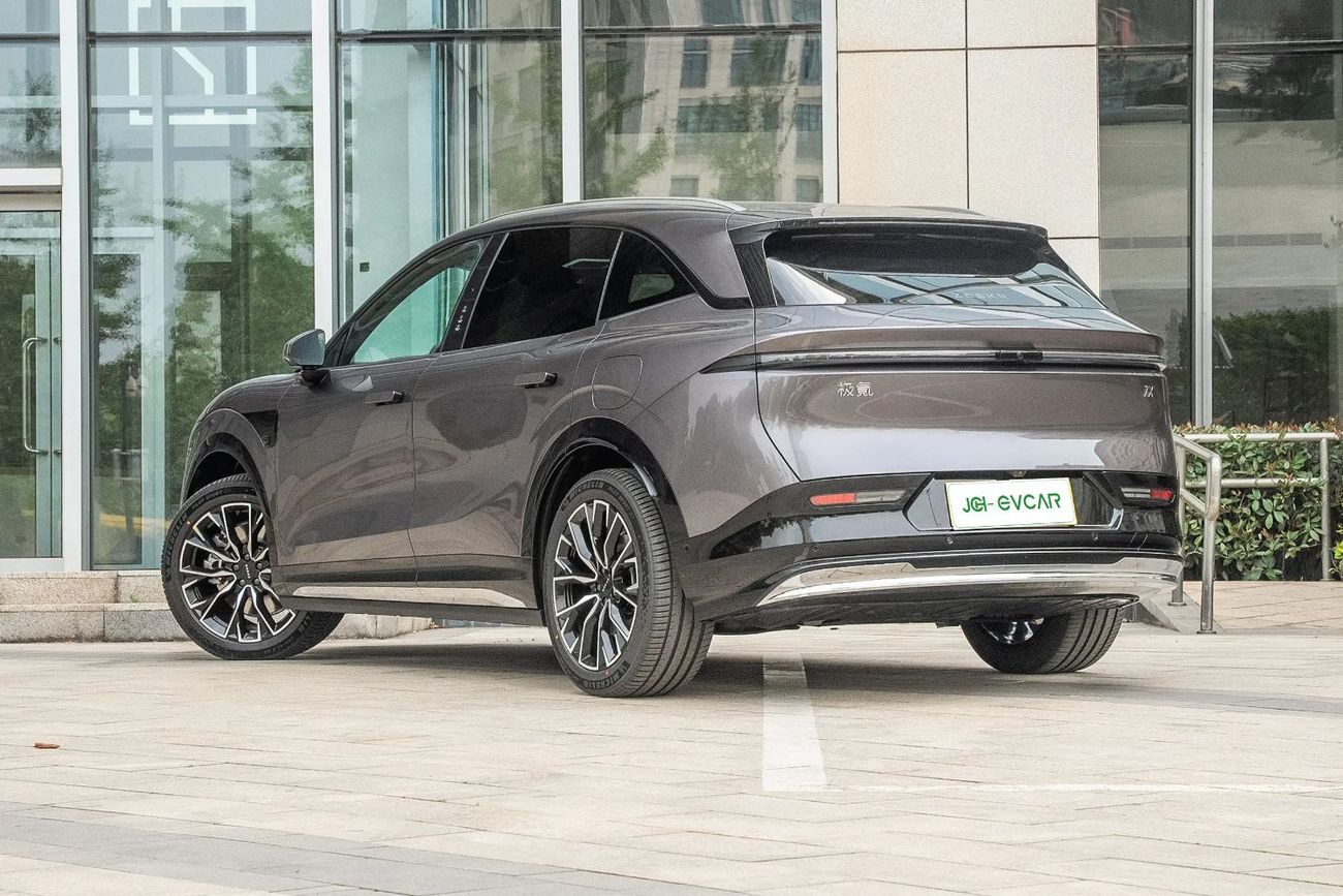 Zeekr 7X 100 kWh Long-Range All-Wheel Drive Intelligent Driving Edition
