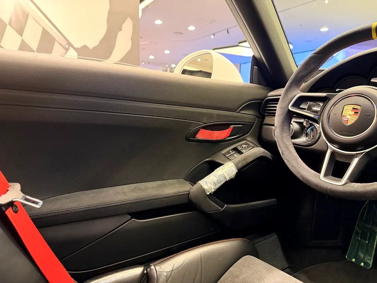 بورش 911 GT3 RS 4.0L GT3RS 5700 KM ONLY