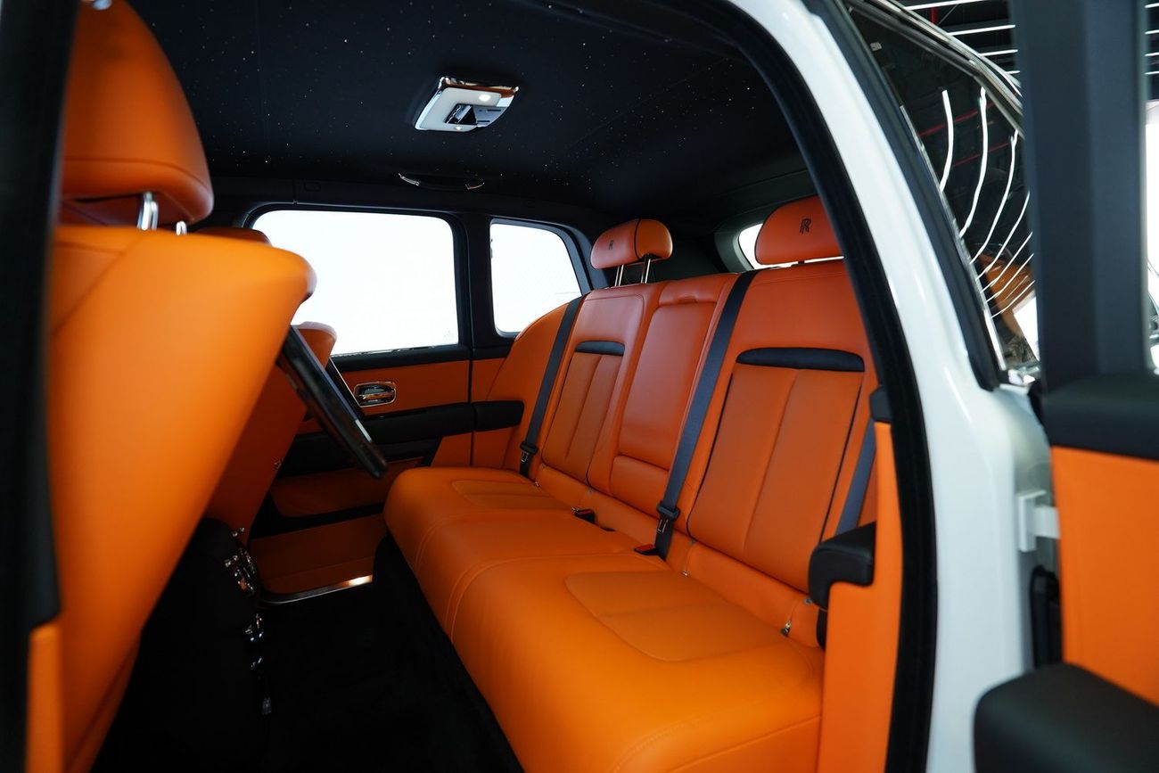 رولز رويس كولينان SILVER BADGE