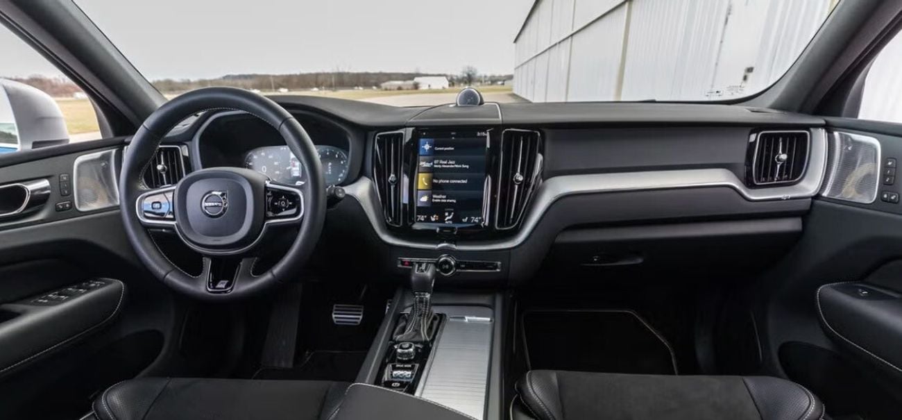 Volvo XC60 T6 R Design 2.0L. 304HP