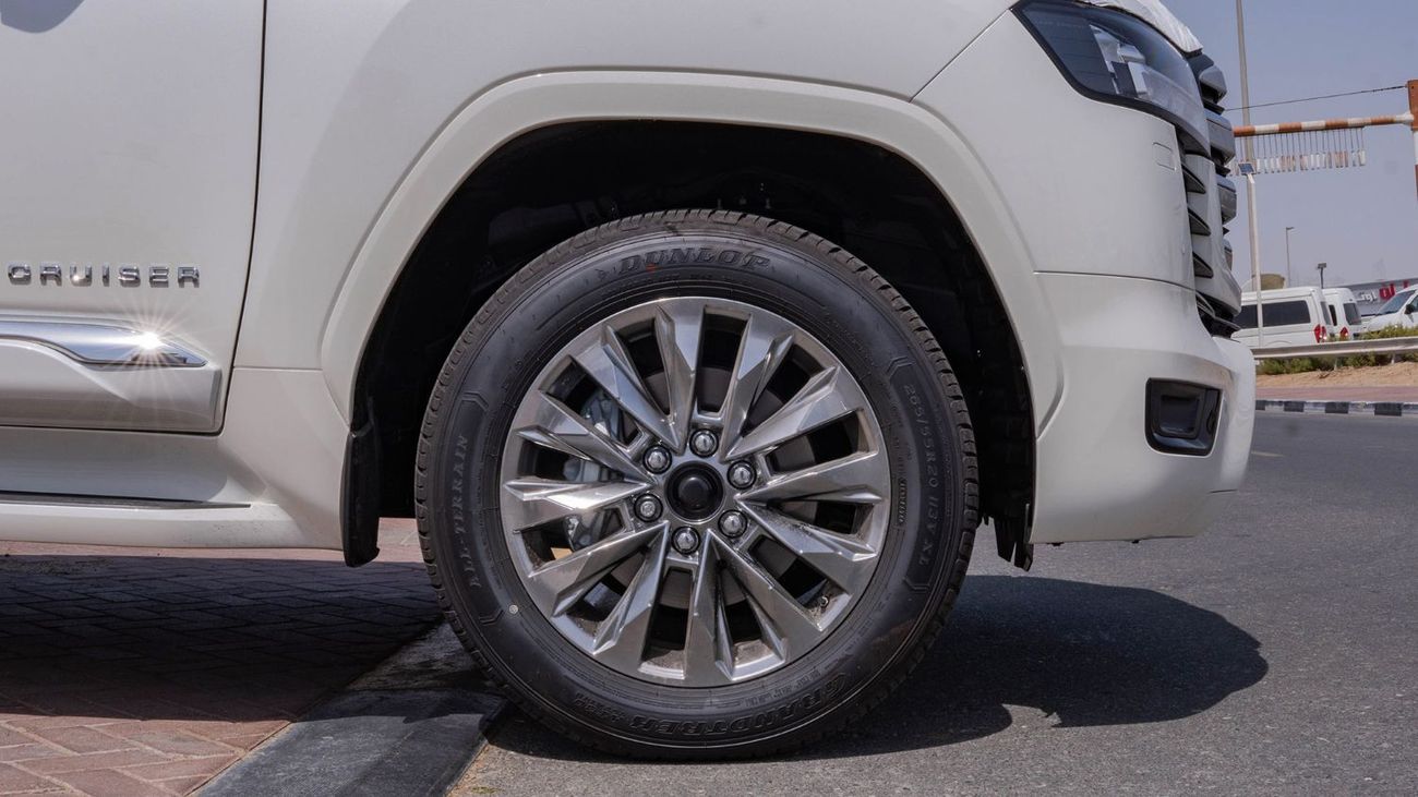 تويوتا لاند كروزر 2025 Toyota Land Cruiser 300 GXR 3.3L AT Diesel (White-Black)