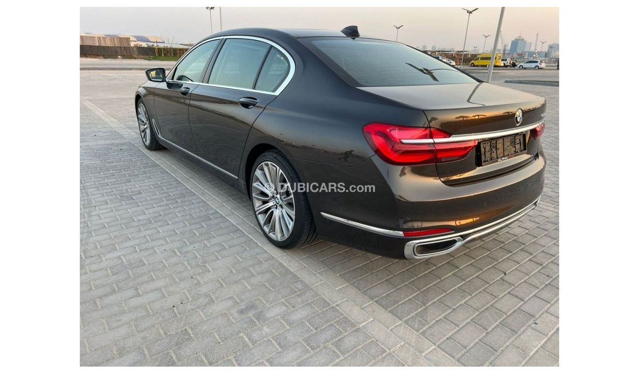 BMW 740Li Luxury Warranty  2 years
