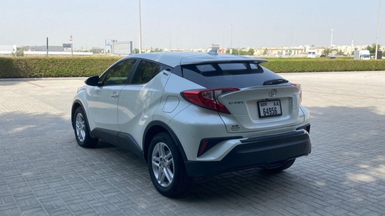 Toyota CHR XLE, 2.0L