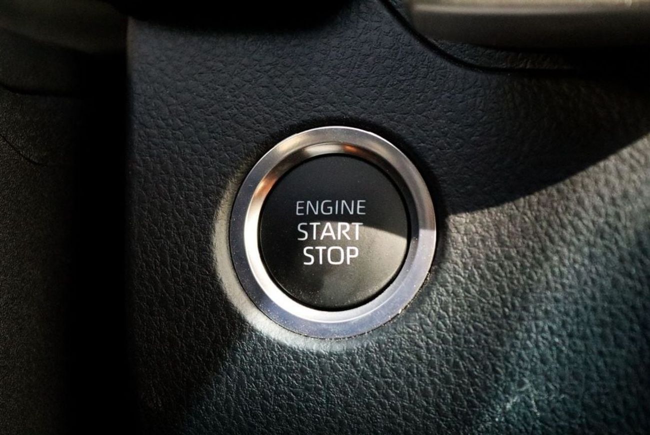 Toyota Camry 2025 TOYOTA CAMRY GLE 2.5  PANORAMA FULL OPTION **التصدير فقط خارج الخليج** **EXPORT ONLY