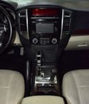 ميتسوبيشي باجيرو EXCELLENT DEAL for our Mitsubishi Pajero GLS ( 2017 Model ) in Golden Color GCC Specs