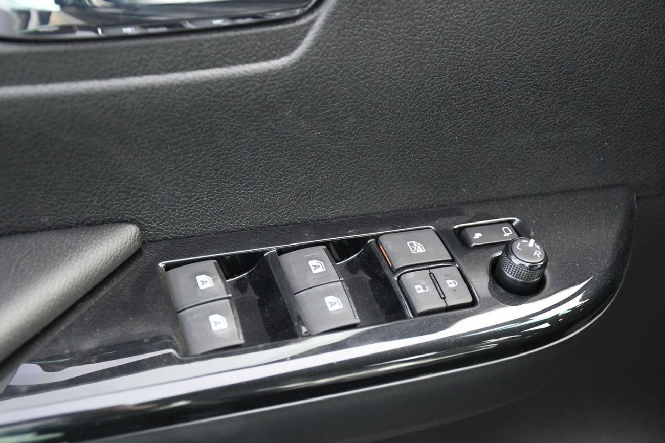 Toyota Hilux Toyota Hilux 4.0 LTR V6 Adventure Automatic Petrol 4x4 With Air Compressor