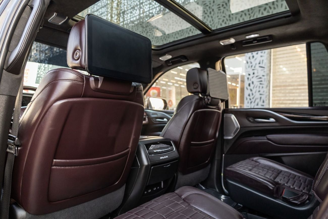Cadillac Escalade SPORT PLATINUM Cadillac Escalade Sport Platinum 2022 GCC | Agency Warranty | Service Contract