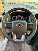 Toyota Land Cruiser Pick Up Toyota Land Cruiser Pick-up 70 Series - (GRJ79) 4.0L 2026 SC AT