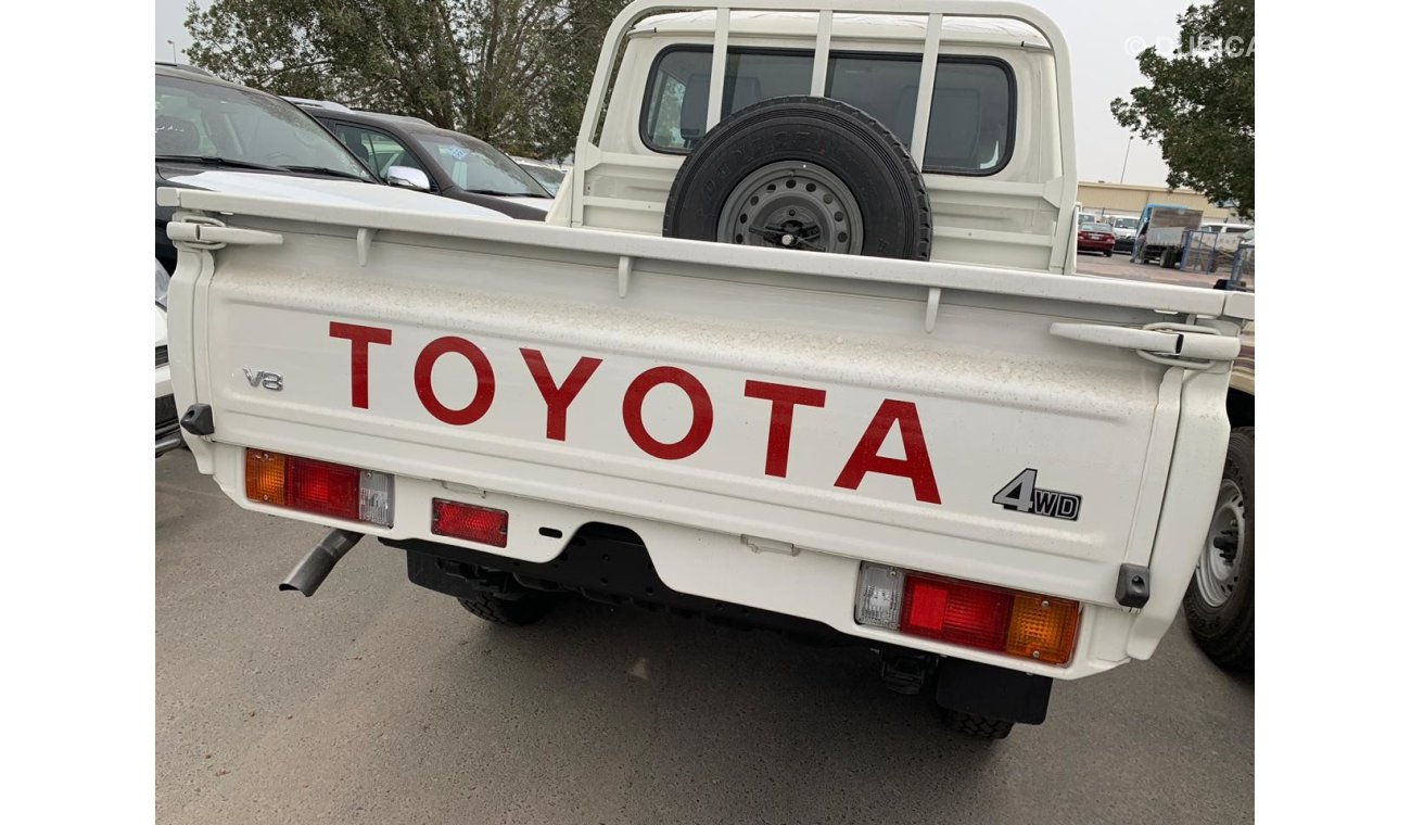 Toyota Land Cruiser Pick Up 4x4 diesel v8