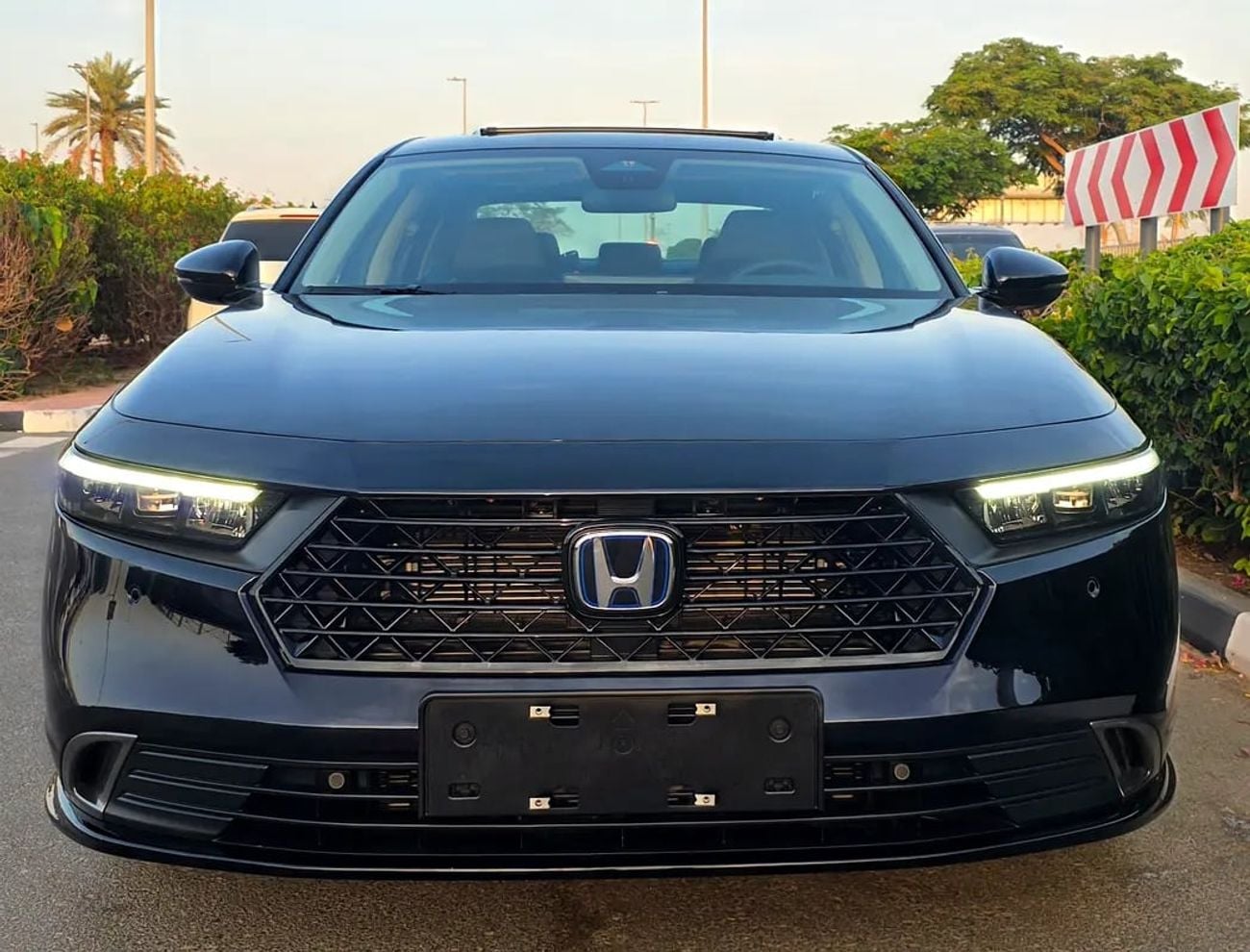 Honda Accord Hybrid - Top option Zero km