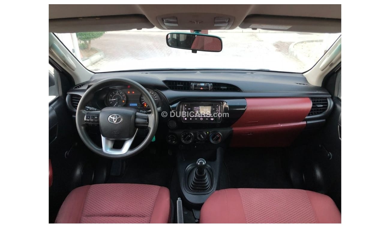 Toyota Hilux GL GCC 4W