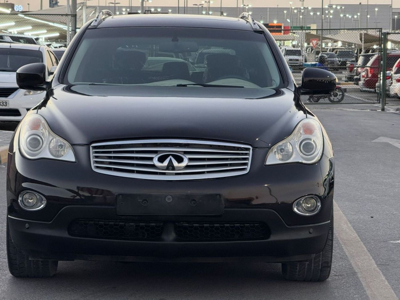 Infiniti EX35 In excellent condition and requires no expense
