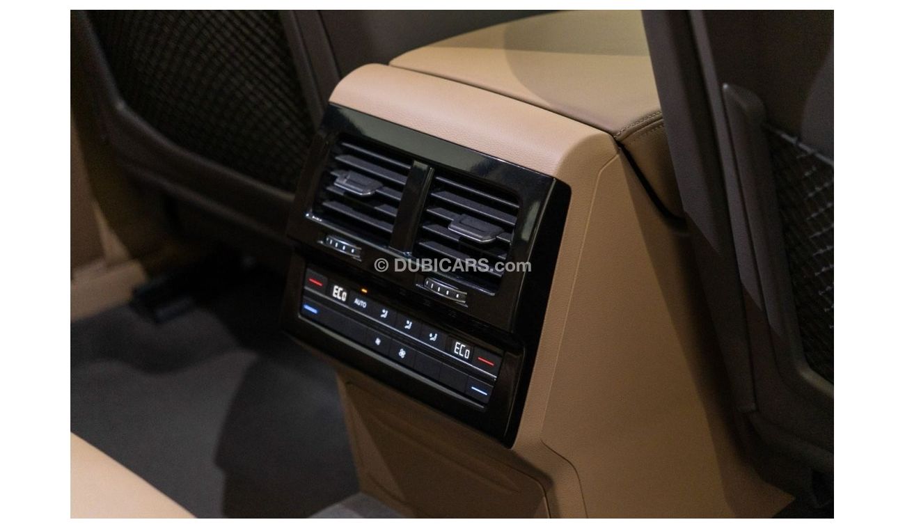 Volkswagen Touareg 2020 Volkswagen Touareg Atmosphere / Full Volkswagen Service History & Warranty