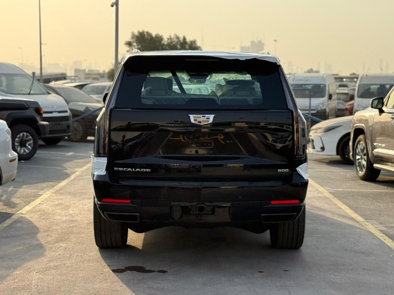 Cadillac Escalade Sport Platinum 6.2L 4WD Cadillac Escalade V8 6.2 L SUV AWD 4 Doors