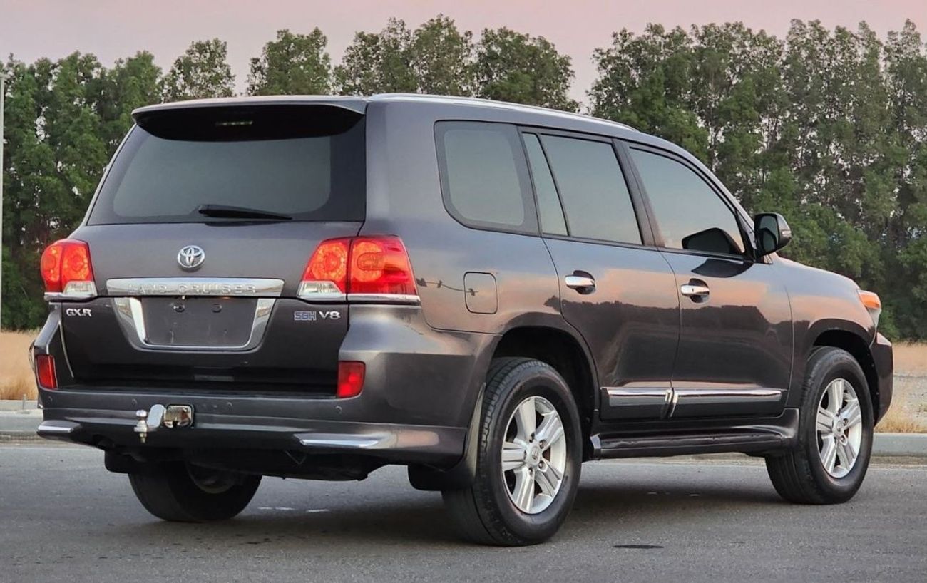 Toyota Land Cruiser GX.R V8