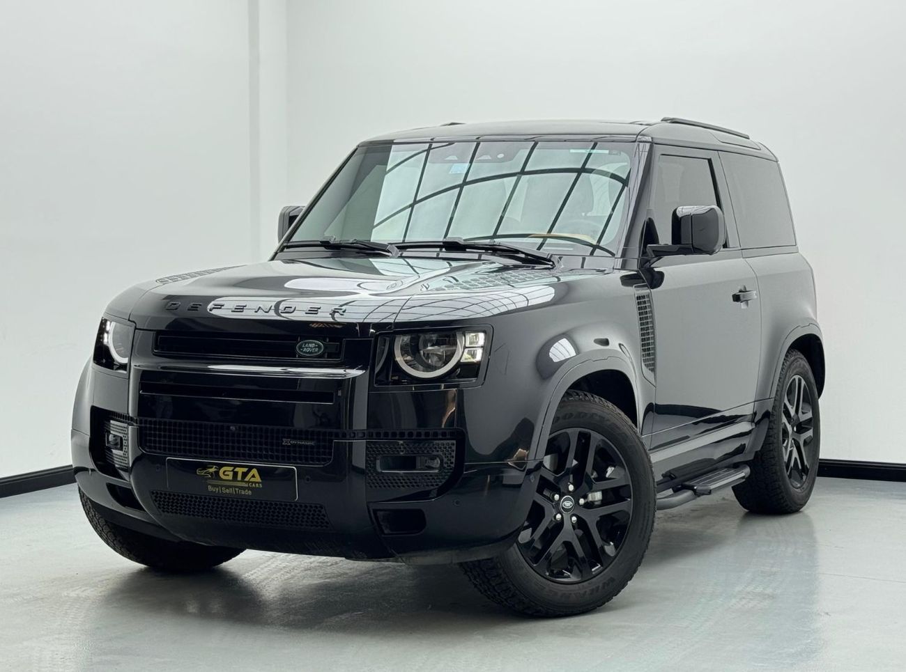 Land Rover Defender P300 90 S 2.0L (5 Seater) 2023 Land Rover Defender 90 P300 S 90 X-Dynamic, 2028 RR Warranty, RR Serv