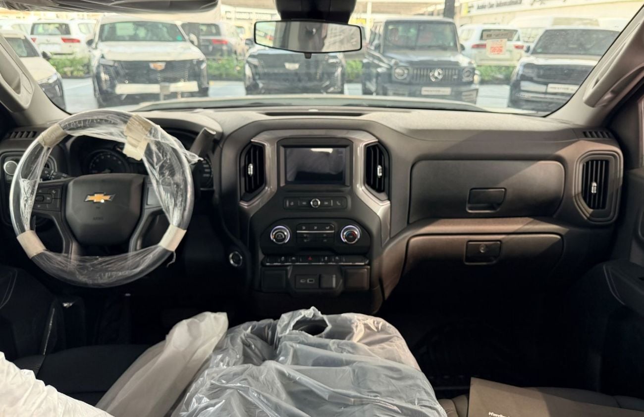 شيفروليه سيلفارادو 2025 CHEVROLET SILVERADO 1500 WT | 5.3L V8 | 4WD | GCC SPECS | EXPORT READY |