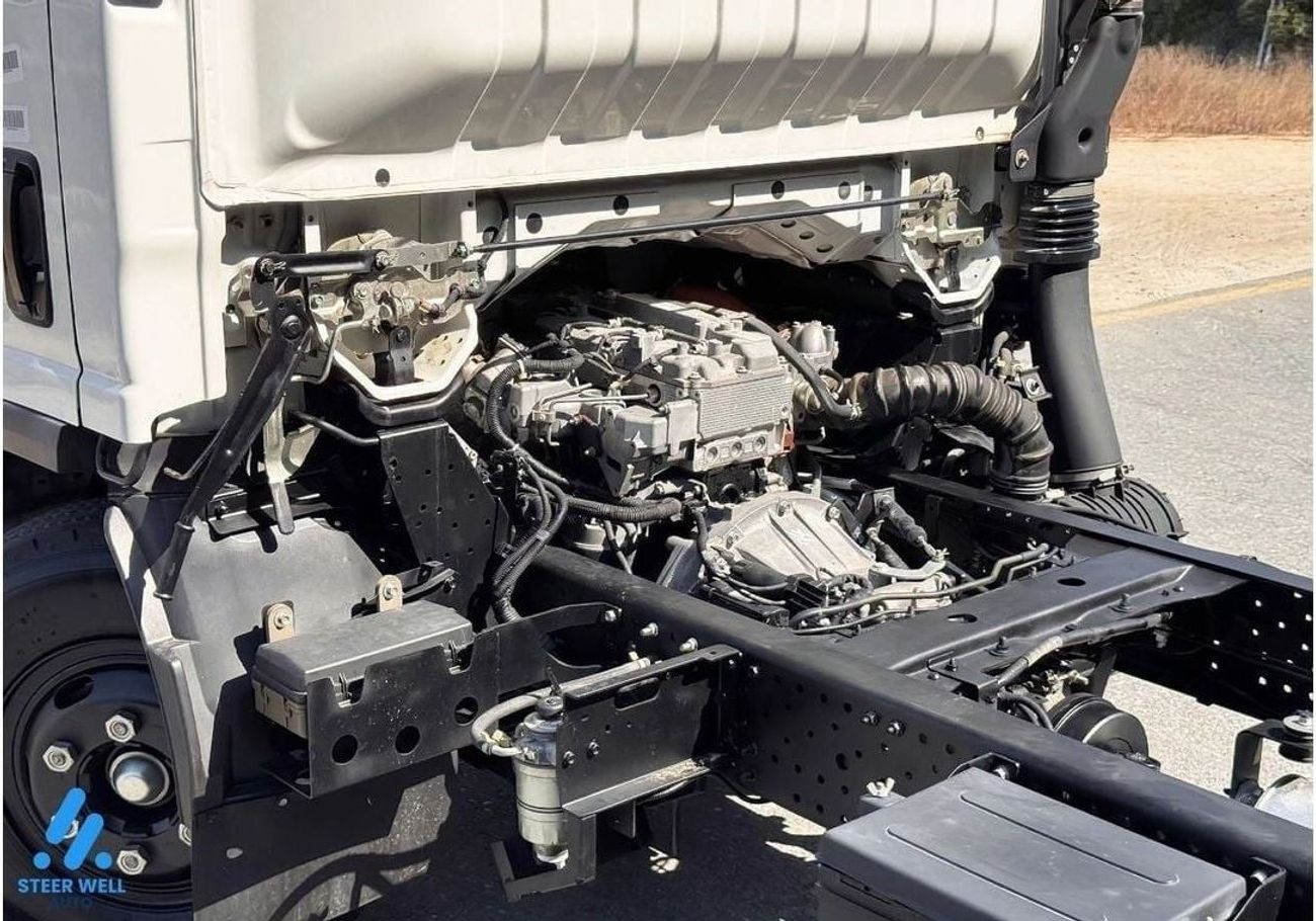 Isuzu NPR Reward 3.0L RWD 3 Ton / 14 Ft. Short Chassis / Good Performance / Book Now!