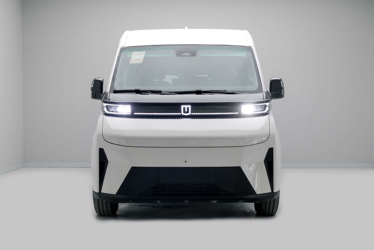 Geely Farizon Super Van - White Inside Black | Export Only