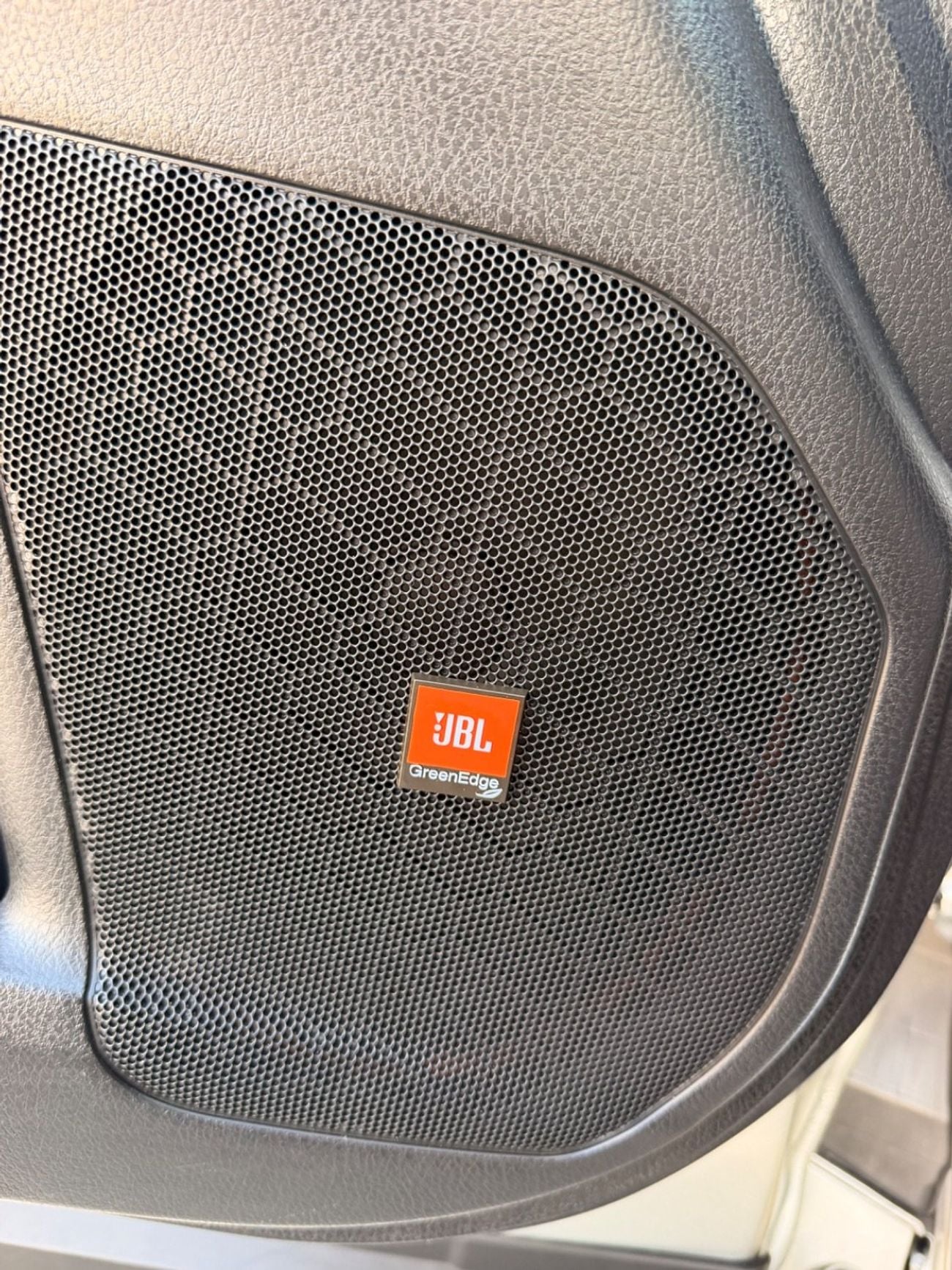 تويوتا هايلاندر Limited 3.6L // 2019 full option// sunroof, leather seats