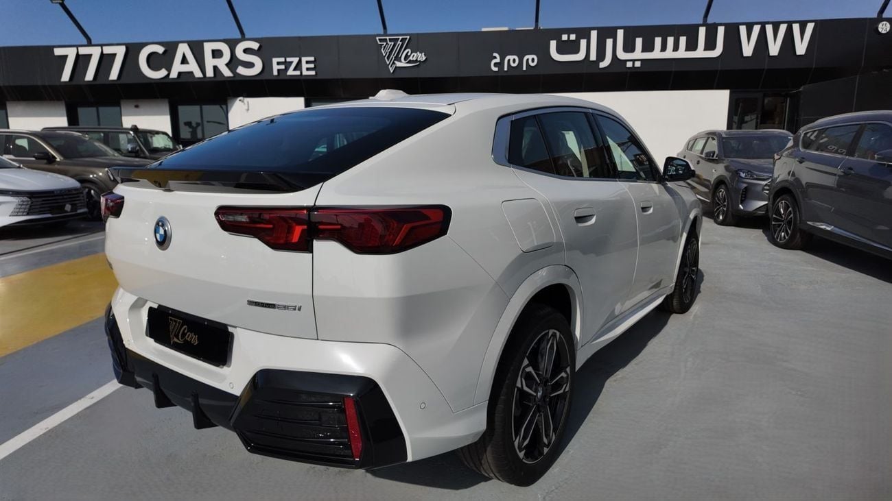 BMW X2 BMW X2 sDrive 25i M Sport 2.0L White Interior Moca