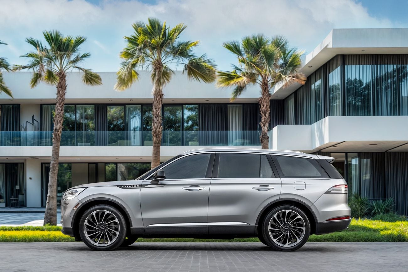 Lincoln Aviator Aviator Reserve 3.0L AWD | 2,253 P.M | 0% Downpayment | Excellent Condition!
