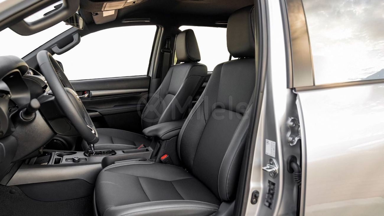 Toyota Hilux TOYOTA HILUX DC MHEV | 2-YEAR WARRANTY + SERVICE AVAILABLE | IN-HOUSE FINANCING | 0% DOWNPAYMENT (BA