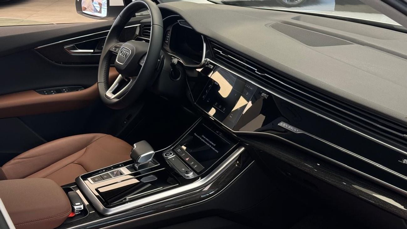 Audi Q7 55 TFSI Export Price | GCC Specs | Basic Options