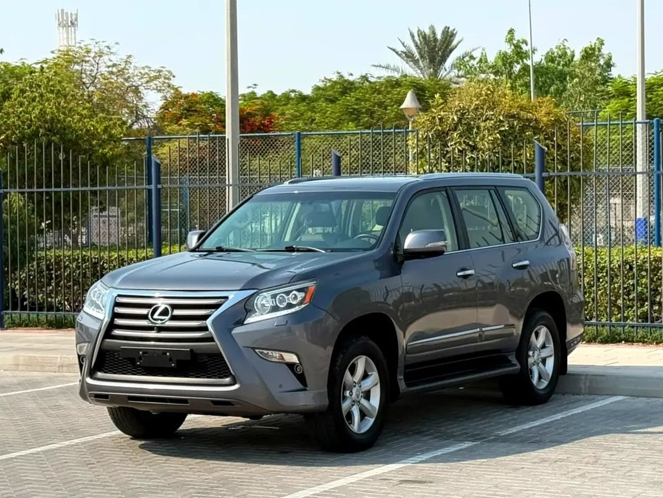 لكزس GX 460 Gx 460 Platinum-Excellent condition-Bank Finance Available