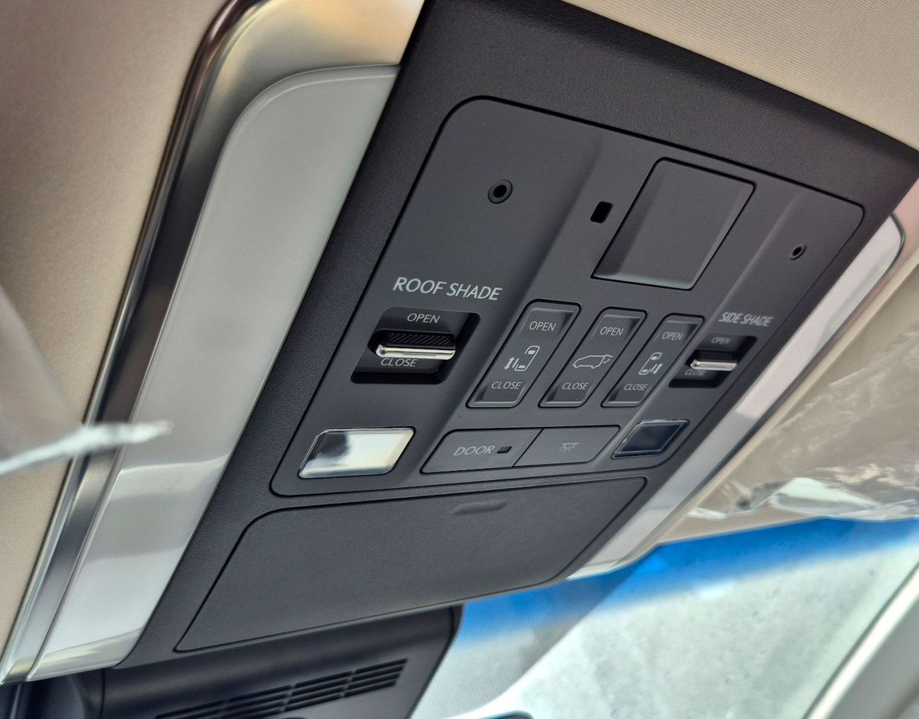 Lexus LM 350h 2025 LM350H 4-Seat VIP 10th digit VIN "S"