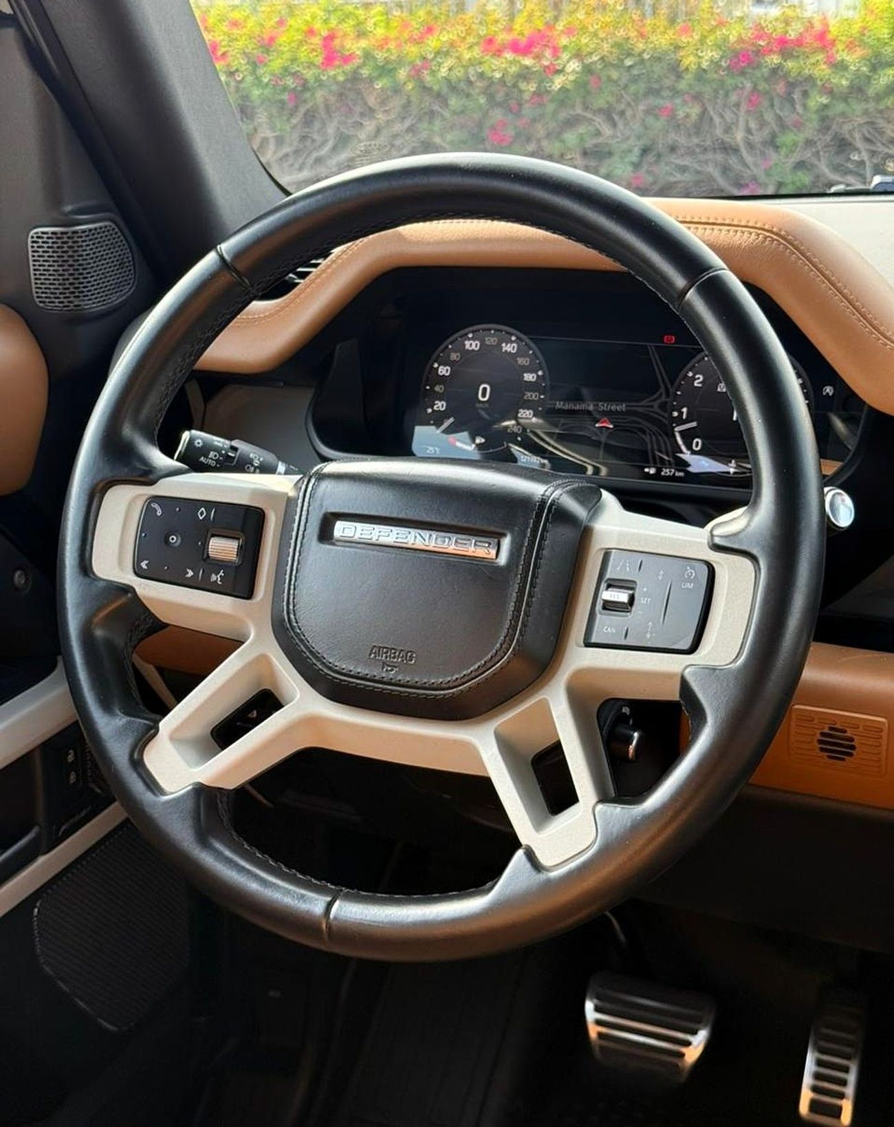 لاند روفر ديفندر P400 110 HSE 3.0L (5 Seater)