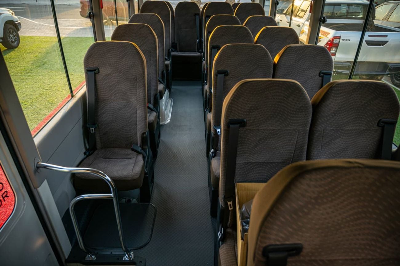 Toyota Coaster Coaster 4.2L DSL 23 DLX