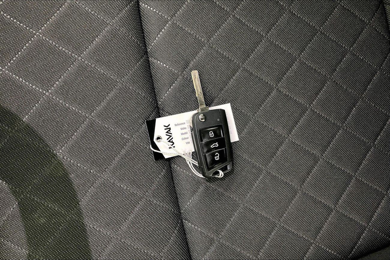 Volkswagen Teramont Trendline | Guaranteed Warranty | 0 Down Payment